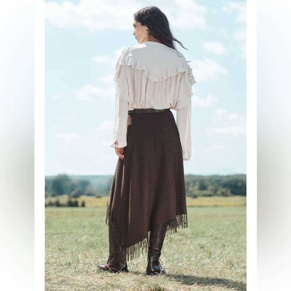 ❗️LAST CHANCE❗️ITEM WILL BE REMOVED SOON❗️ZARA ASYMMETRIC HEM FRINGED SKIRT - Picture 8 of 9